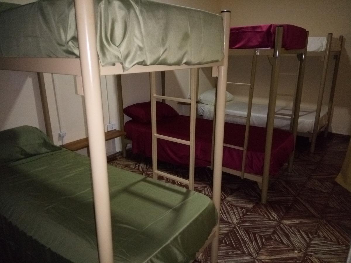 Lavalle Hostel Posadas Buitenkant foto