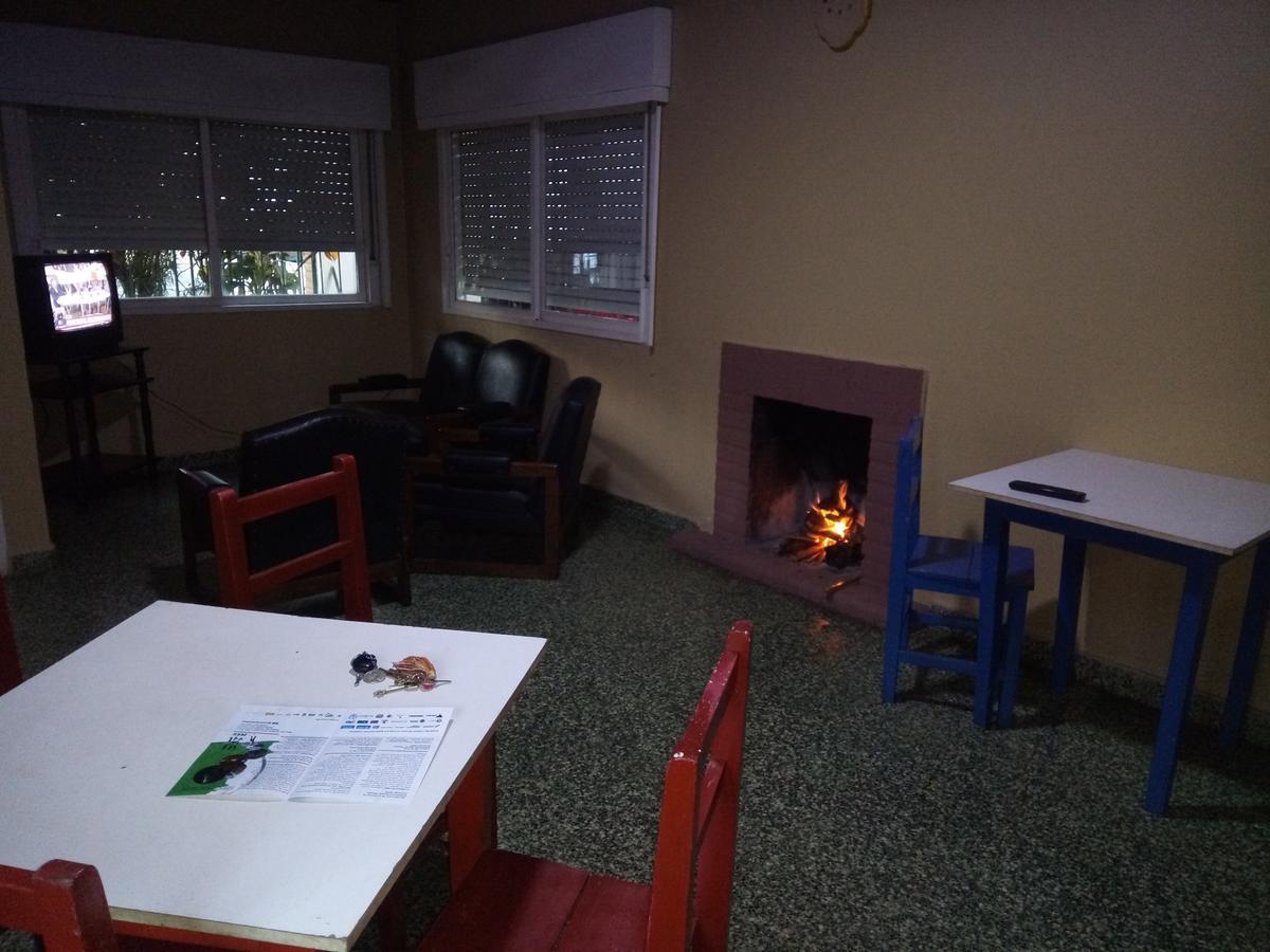 Lavalle Hostel Posadas Buitenkant foto